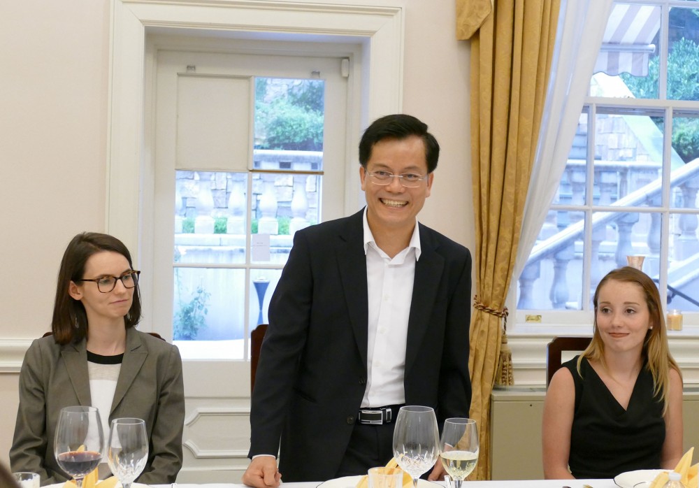 dai su quan viet nam tang cuong hop tac voi quoc hoi hoa ky