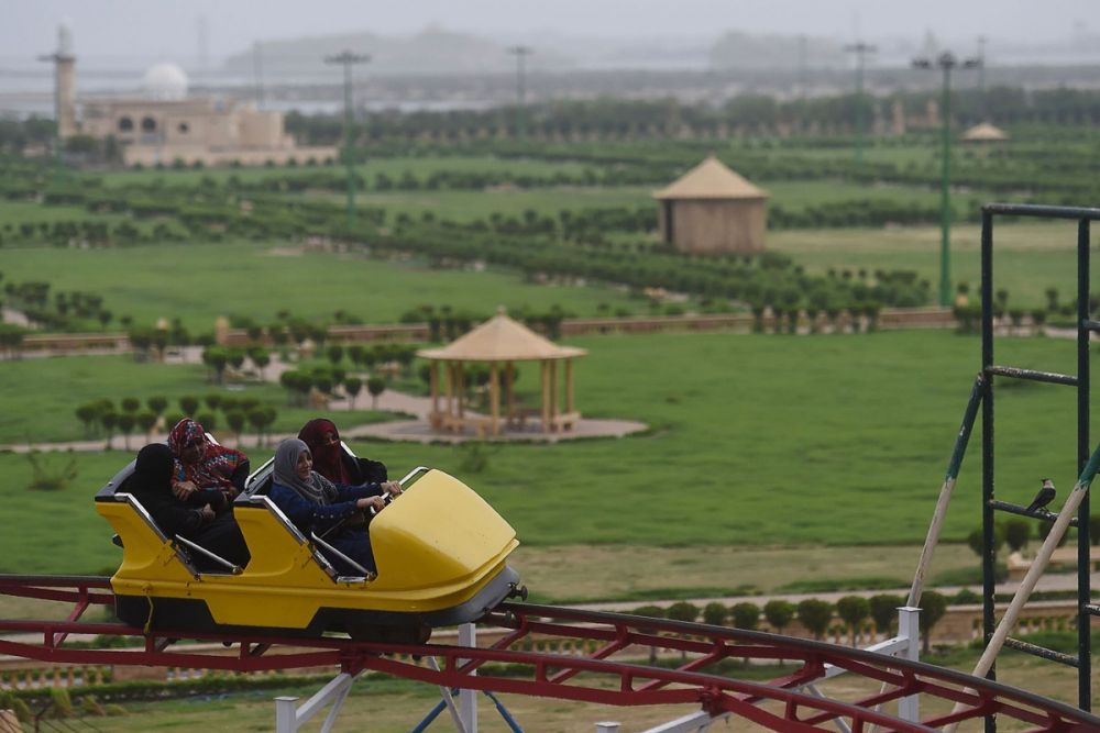 anh an tuong tuan 17 238 dap tam hiep xa het cong suat vi lu lut khung hoang belarus va binh bien o mali