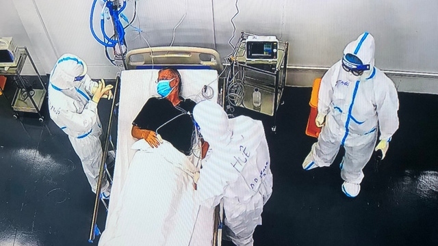 Covid-19 ở Việt Nam sáng 25/8: 1 triệu người có 3.756 ca mắc; F0 ở TP. Hồ Chí Minh sẽ tăng; robot hỗ trợ điều trị; Hà Nội ra thông báo khẩn