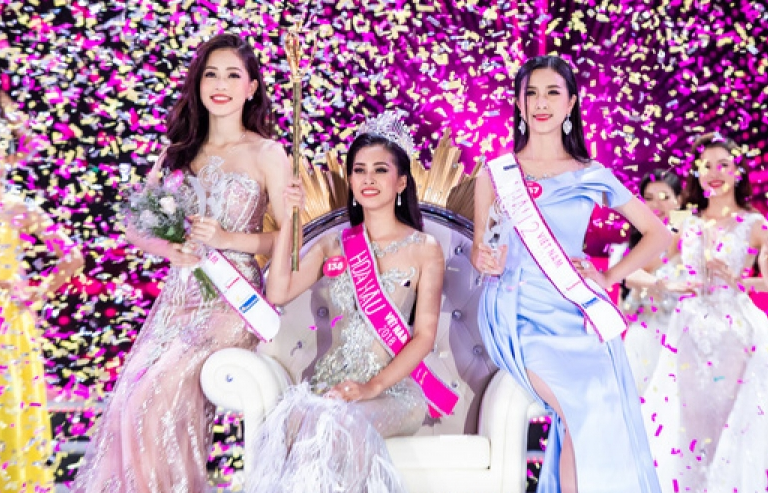“Tân hoa hậu Việt Nam còn nhiều hạn chế nhưng có thể khắc phục được”