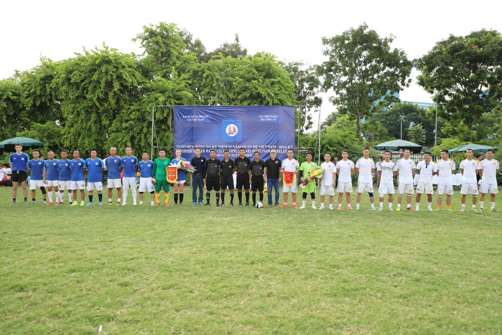 giao-huu-bong-da-ky-niem-25-nam-thiet-lap-quan-he-viet-nam-my-3