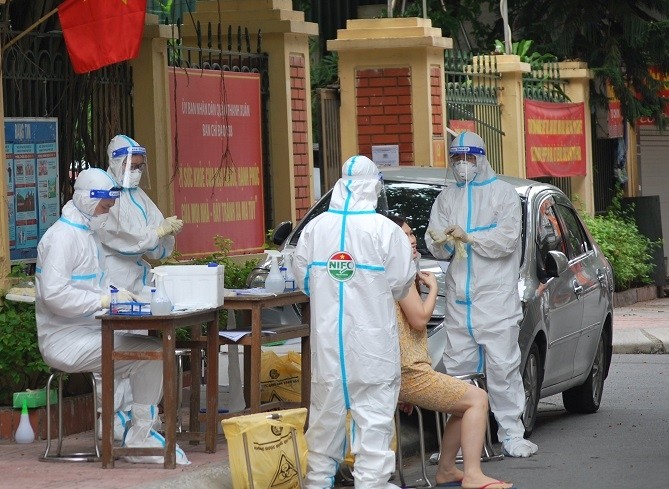 Sáng 3/9, Hà Nội thêm 13 ca Covid-19 tại 5 quận, huyện; xuất hiện nguồn lây mới