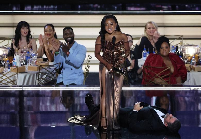 Ảnh ấn tượng tuần (12-18/9): Xe tăng Ukraine trên đường Kharkov, lý do Tổng thống Nga đánh giá cao Trung Quốc, tập trận ở Colombia