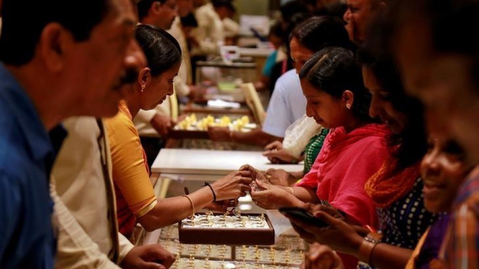 Nước thành viên BRICS có 'câu trả lời' về phi USD hóa, hé lộ nguyên nhân tăng mua vàng