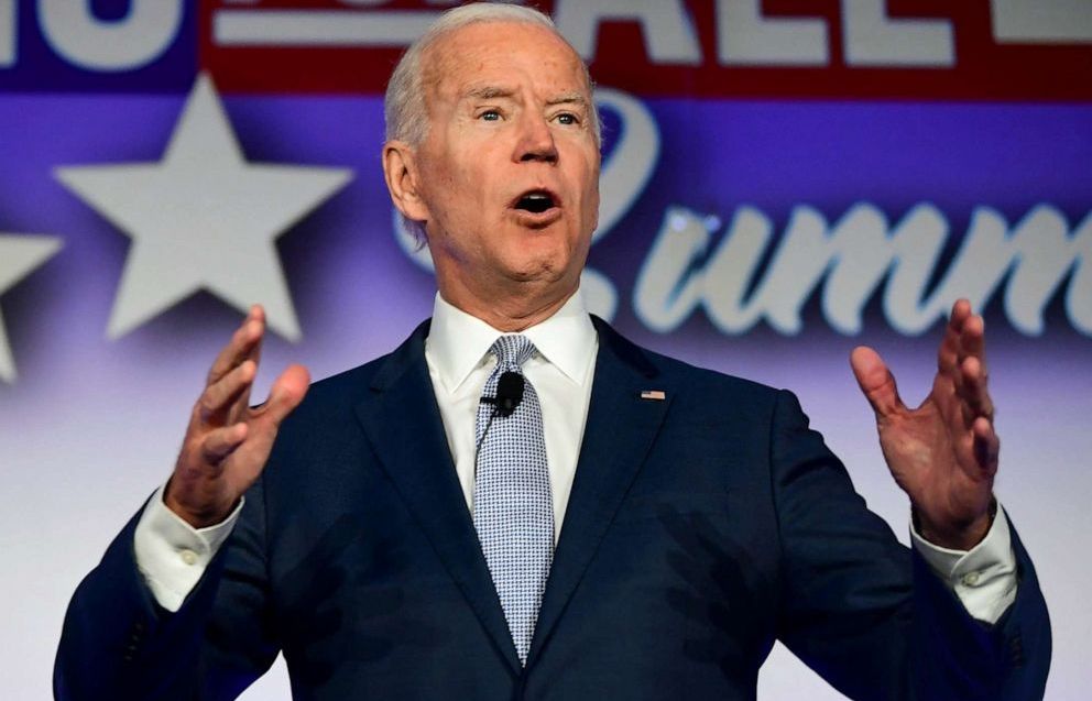 Phản ứng mới nhất của ứng viên Joe Biden khi bị Tổng thống Trump kêu gọi điều tra