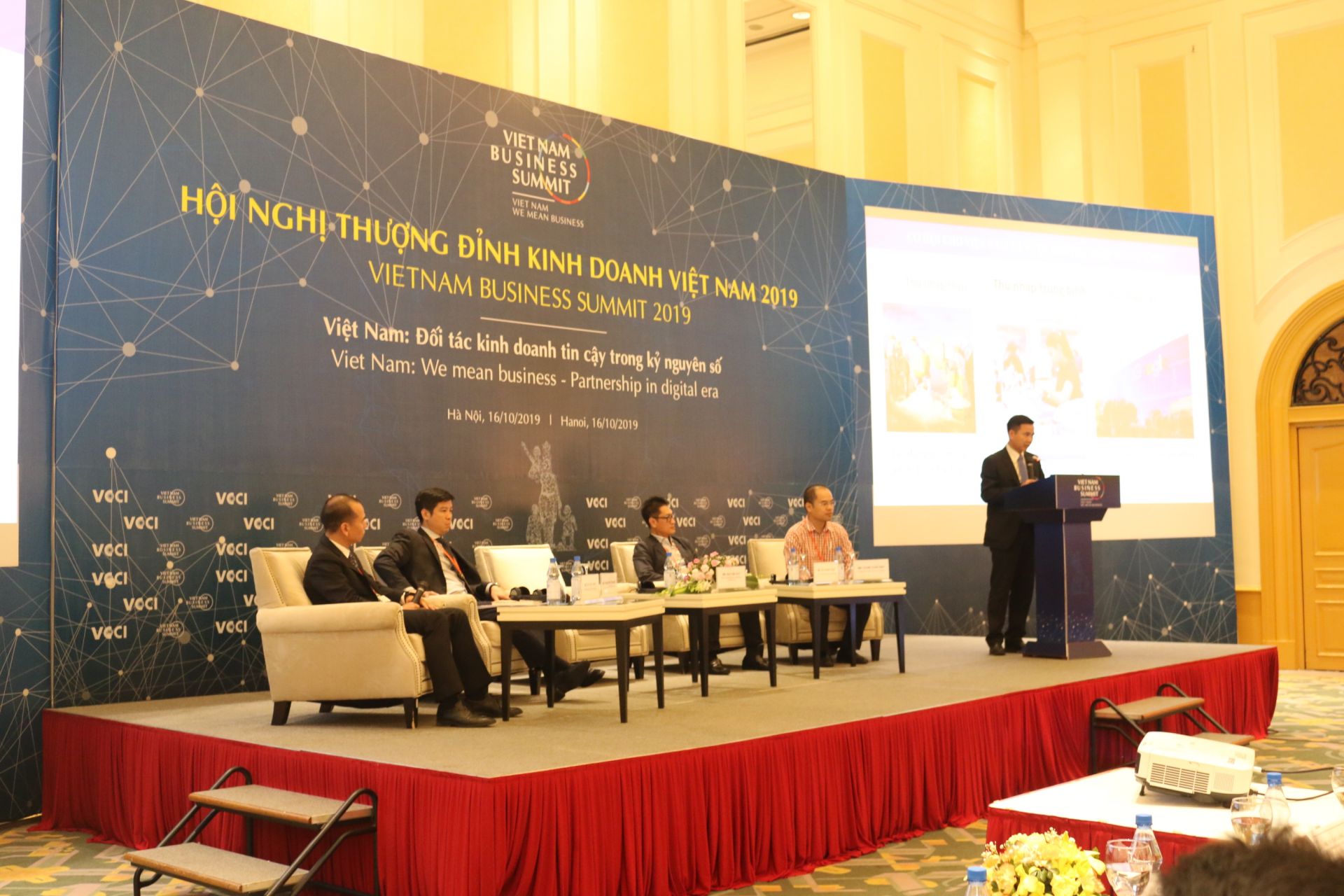 vbs 2019 doi moi khoa hoc cong nghe va co hoi doi voi viet nam trong ky nguyen so