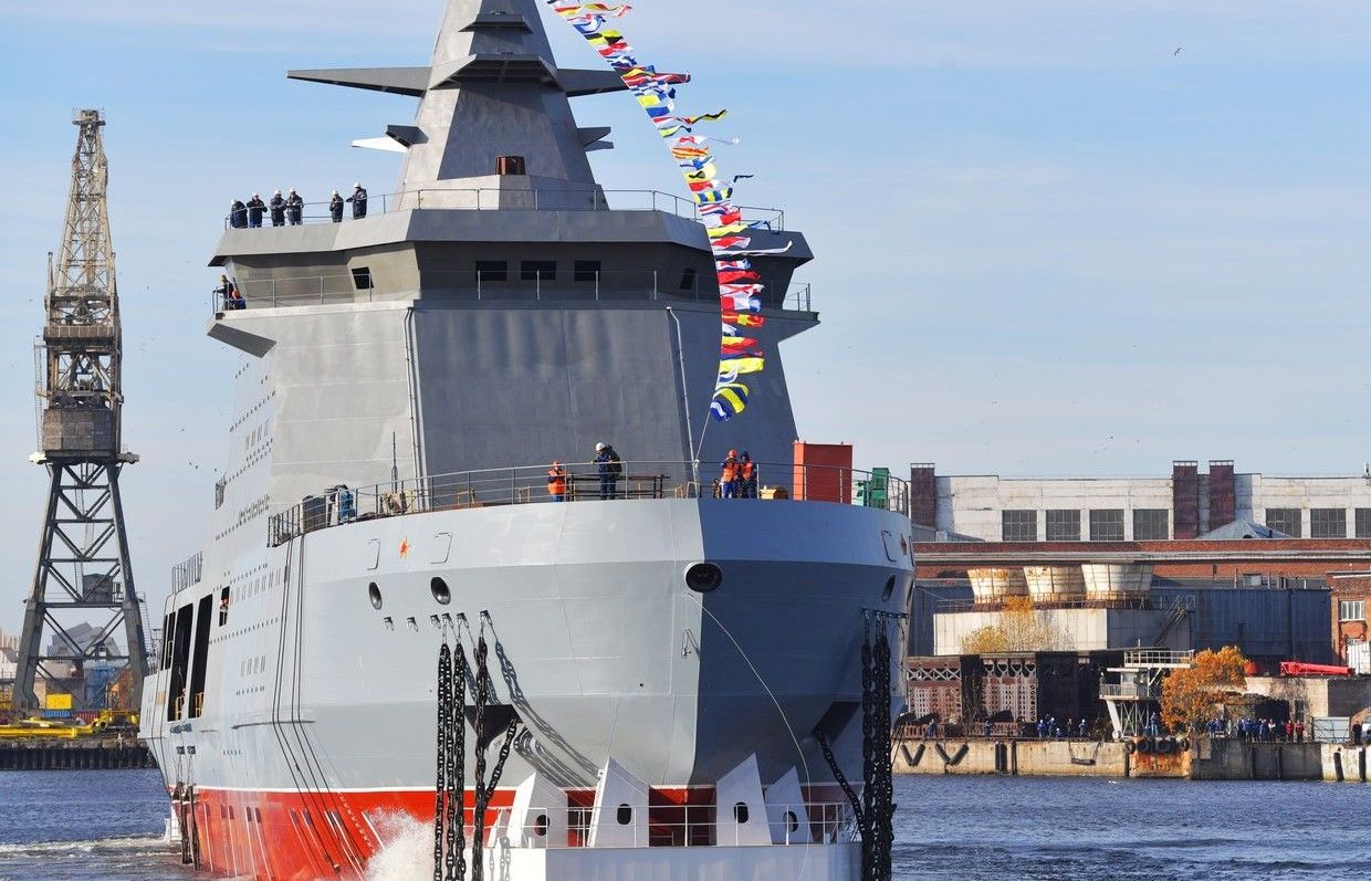 Nga hạ thủy tàu phá băng chiến đấu đầu tiên được trang bị hệ thống phòng không di động