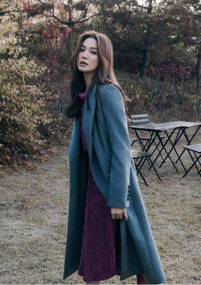 Truyền thông bất ngờ ‘đào bới’ vụ ly hôn, Song Hye Kyo vẫn gây bão với bộ ảnh quyến rũ ngọt ngào Truyền thông bất ngờ ‘đào bới’ vụ ly hôn, Song Hye Kyo vẫn gây bão với bộ ảnh ngọt ngào quyến rũ