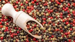 Giá tiêu hôm nay 6/11, thị trường phản ứng trái chiều, áp lực nguồn cung tăng, xuất hiện tín hiệu lạc quan từ Trung Quốc