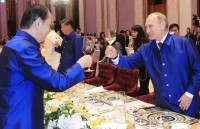 trien lam tranh ghep gom chan dung lanh dao cac nen kinh te apec