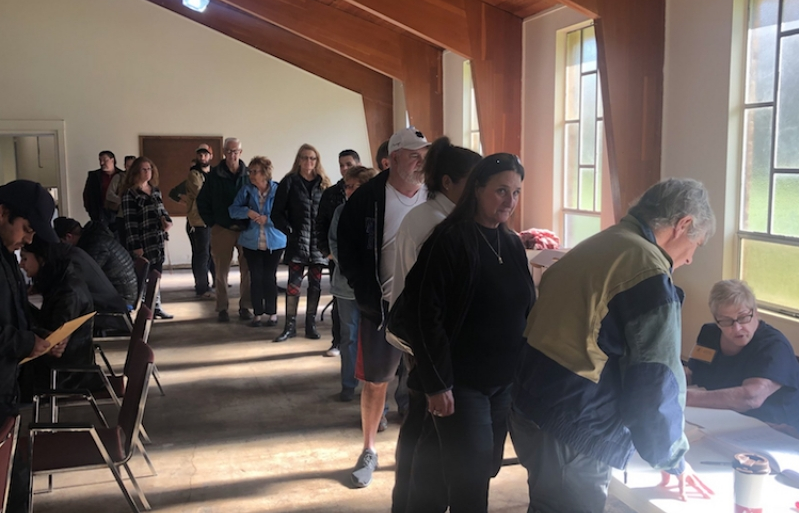 Mỹ: Hàng loạt thiết bị bỏ phiếu trục trặc kỹ thuật