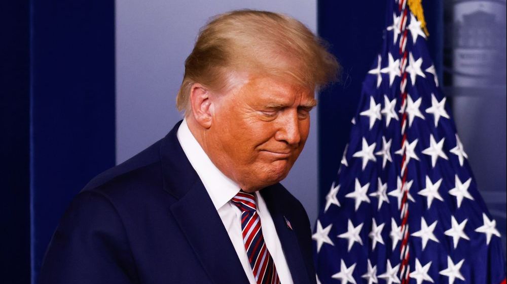 Tổng thống Trump tố gian lận, cho rằng 1 triệu phiếu bầu ở Pennsylvania 'từ trên trời rơi xuống'