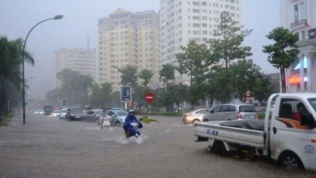 Dự báo thời tiết ngày và đêm nay (28/11): Không khí lạnh tăng cường, Hà Nội rét về đêm và sáng sớm, Trung Bộ mưa rất to