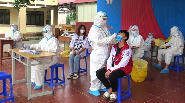 Covid-19 tối 20/11: Hơn 9.500 ca mới; Nhiều nơi tăng số ca nhiễm ở mức cao; Khẩn trương chuẩn bị cho tình huống các khu điều trị F0 quá tải