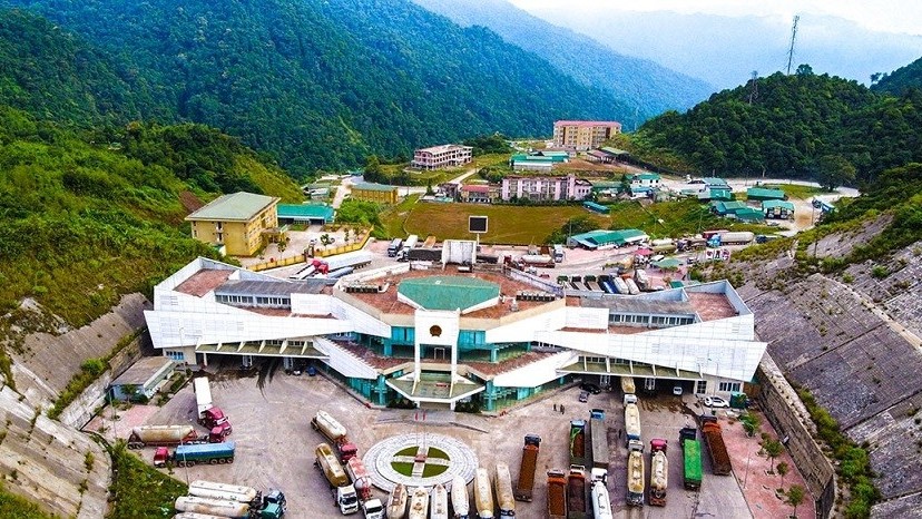 Cửa khẩu Quốc tế Cầu Treo, Hà Tĩnh: Nỗ lực thu hút doanh nghiệp xuất nhập khẩu