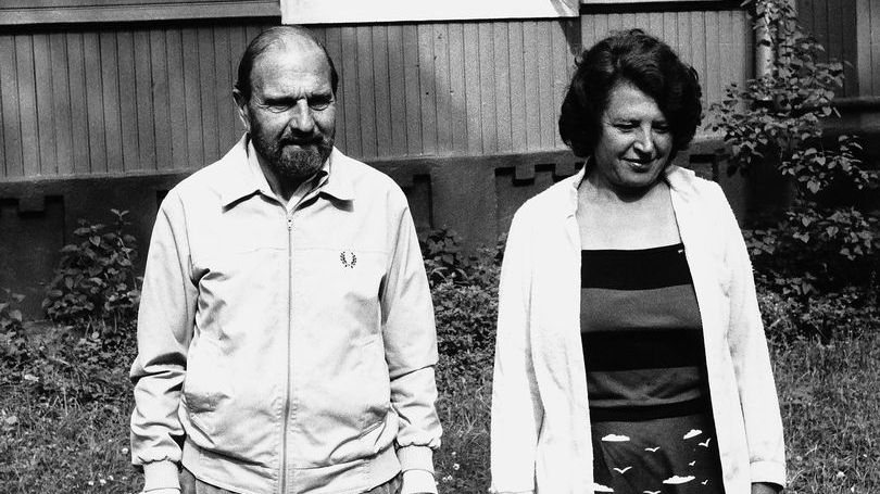 Siêu điệp viên hai mang được mệnh danh là 'người giăng lưới' George Blake qua đời ở tuổi 98