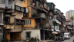 Tin bất động sản ngày 30/12: Hà Nội sẽ cải tạo 30 khu chung cư cũ; Cần Thơ thu hồi chủ trương đầu tư các dự án 'chây ì'