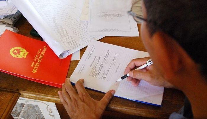 Bất động sản, sổ đỏ. (Nguồn: BHD)