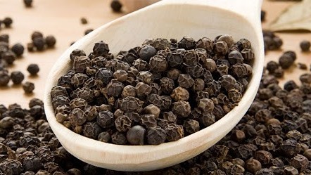 Giá tiêu hôm nay 27/9, thị trường trì trệ, hồ tiêu Việt xuất khẩu đang bị mất thị phần, doanh nghiệp gặp rào cản