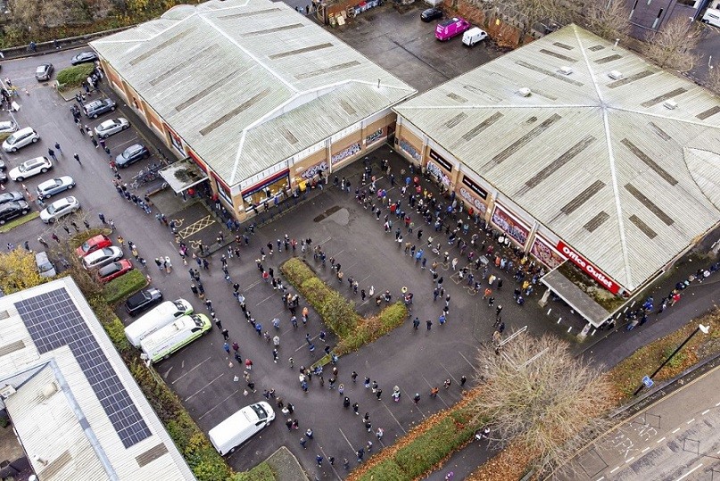 Ảnh ấn tượng tuần 13-19/12: Thượng đỉnh Nga-Trung Quốc bàn tất cả vấn đề cấp bách, Dòng chảy phương Bắc 2 làm nóng cuộc gặp Đức-Ba Lan và Covid-19