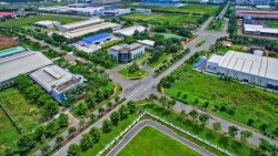 Bất động sản mới nhất: Nhà đầu tư có dấu hiệu ‘đuối sức’, Vingroup tiếp tục 'rót' tiền sản xuất Pin Lithium, 3 phân khúc được ưa chuộng