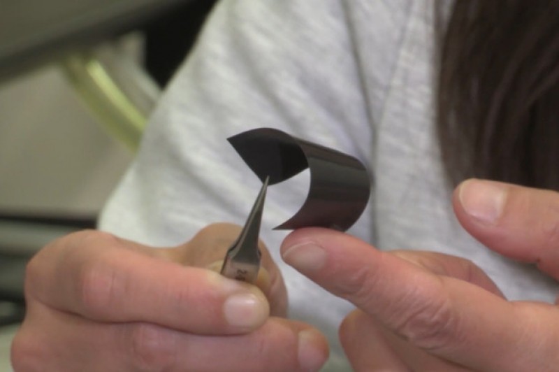 Phát minh pin mới tự ngăn cháy nổ phat minh pin moi tu ngan chay no