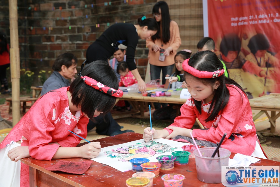 hoi chu xuan dinh dau 2017 mot khong gian van hoa