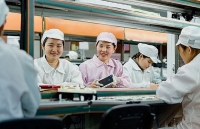 apple phai boi thuong 500 trieu usd vi toi lam cham iphone doi cu