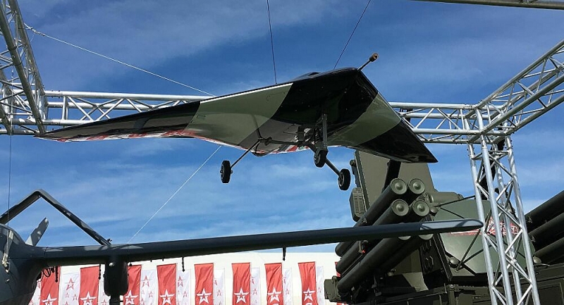 Chuyên gia quân sự nói về máy bay không người lái mới nhất của Nga - Okhotnik