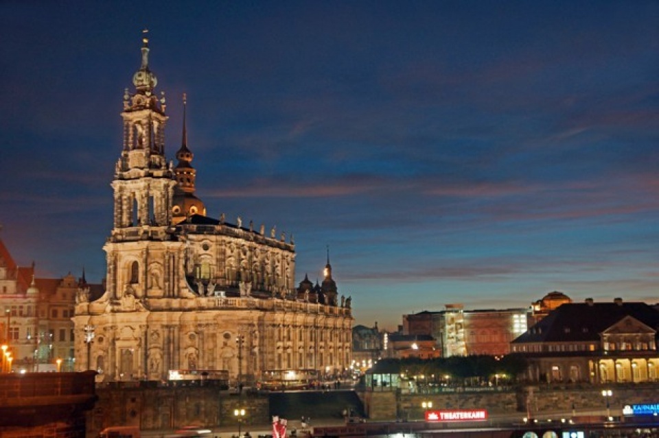 Những thành phố hồi sinh từ đống đổ nát