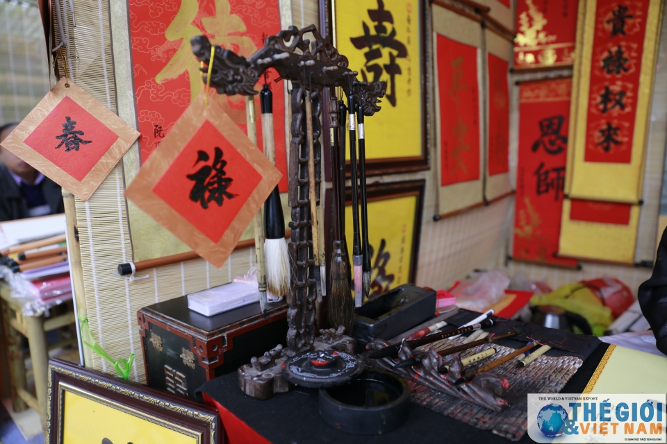 Náo nhiệt Hội chữ Xuân Mậu Tuất 2018 nao nhiet hoi chu xuan mau tuat 2018