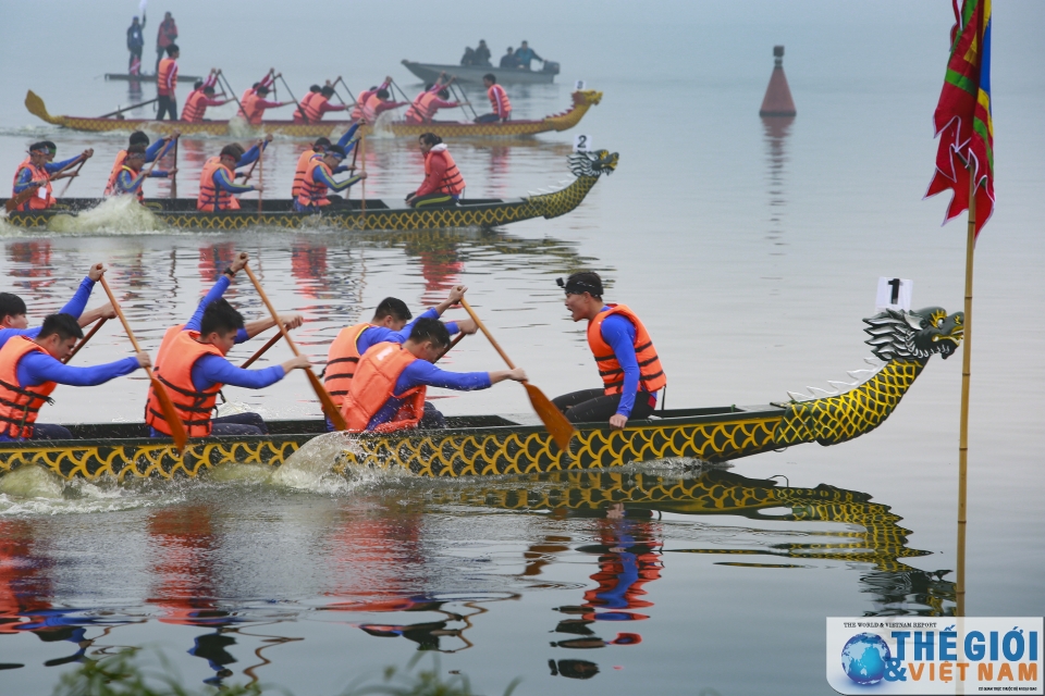 Náo nhiệt Lễ hội bơi chải thuyền rồng Hà Nội mở rộng 2018 nao nhiet le hoi boi chai thuyen rong ha noi mo rong 2018