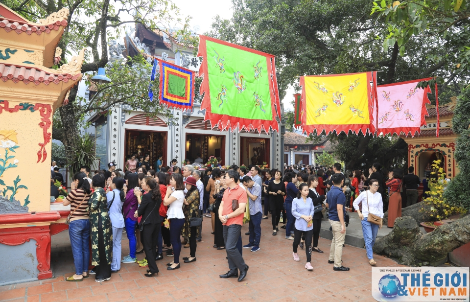 Đầu xuân ngoạn cảnh Phủ Tây Hồ