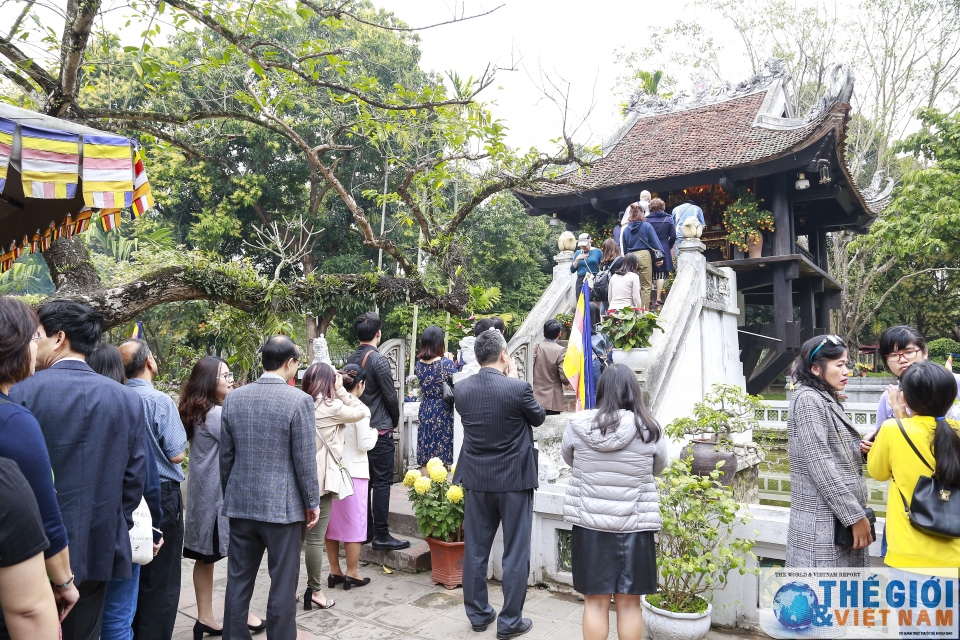 Chùa Một Cột - một kiến trúc Phật giáo độc đáo chua mot cot mot kien truc phat giao doc dao