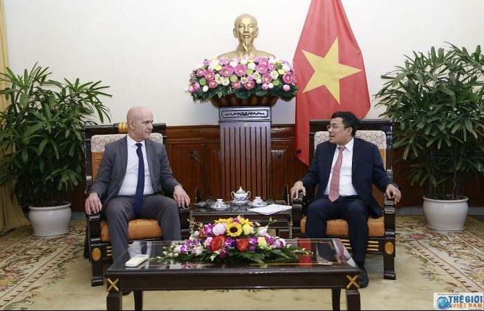 Thứ trưởng Ngoại giao Nguyễn Minh Vũ tiếp Tổng Thư ký Hiệp hội An sinh xã hội quốc tế