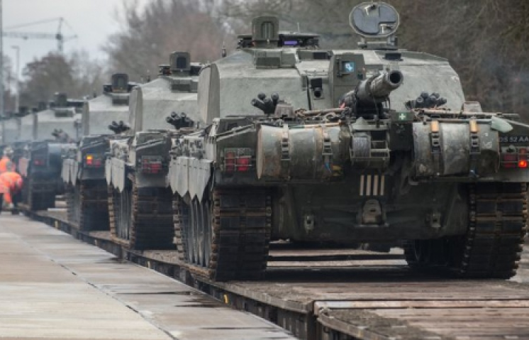 Anh cử 800 quân và 300 xe cơ giới đến đóng tại Estonia