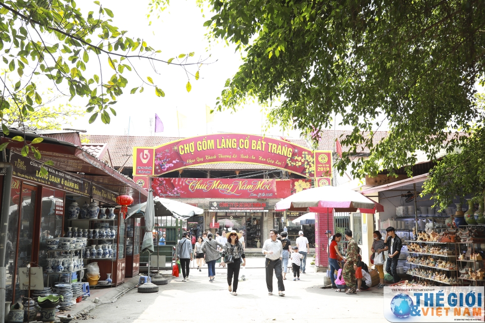 bat trang diem den thu hut du khach