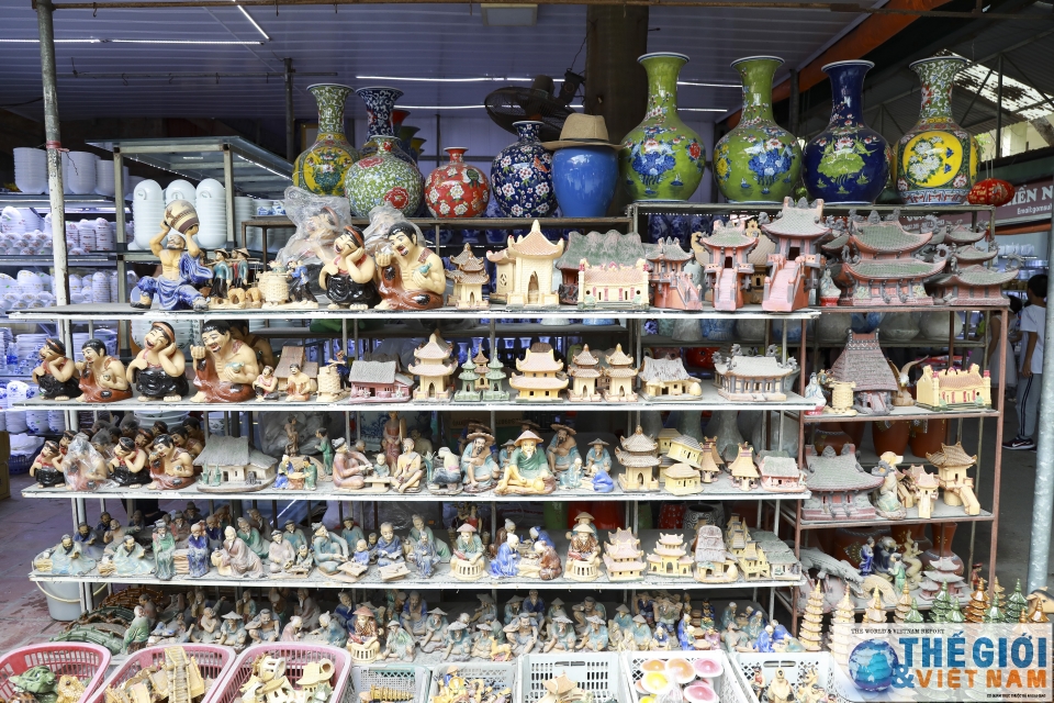 bat trang diem den thu hut du khach