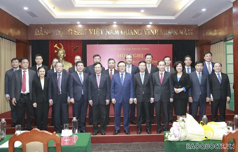 Hội nghị triển khai quyết định của Bộ Chính trị về nhân sự Trưởng Ban Đối ngoại Trung ương Hội nghị triển khai quyết định của Bộ Chính trị về nhân sự Trưởng Ban Đối ngoại Trung ương