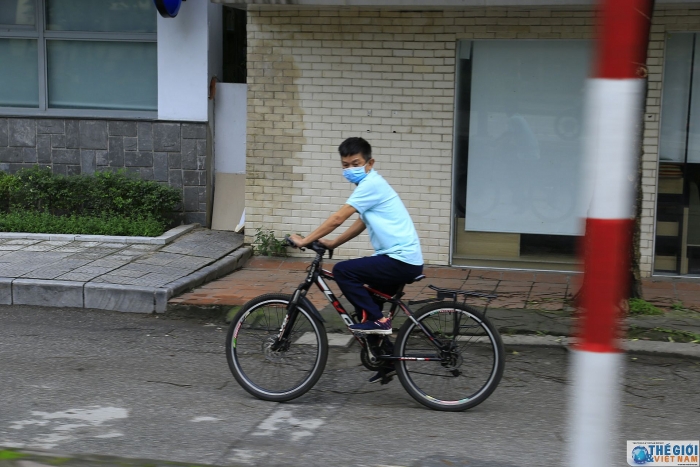 duong pho ha noi giua mua covid 19