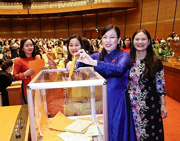 Phê chuẩn danh sách Phó Chủ tịch và Ủy viên Hội đồng Bầu cử quốc gia