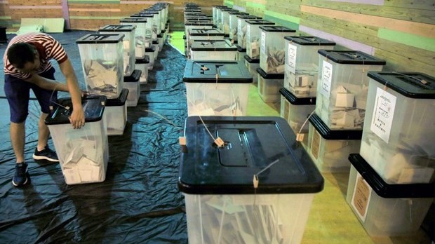 Albania tổ chức bầu cử Quốc hội giữa tình hình chính trị rối ren