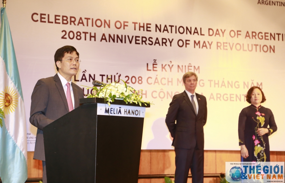 Kỷ niệm lần thứ 208 Cách mạng tháng Năm Quốc khánh nước Cộng hòa Argentina