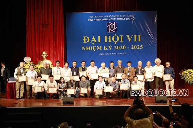 Đại hội Hội Nhiếp ảnh Nghệ thuật Hà Nội lần thứ VII Đại hội Hội Nhiếp ảnh Nghệ thuật Hà Nội lần thứ VII