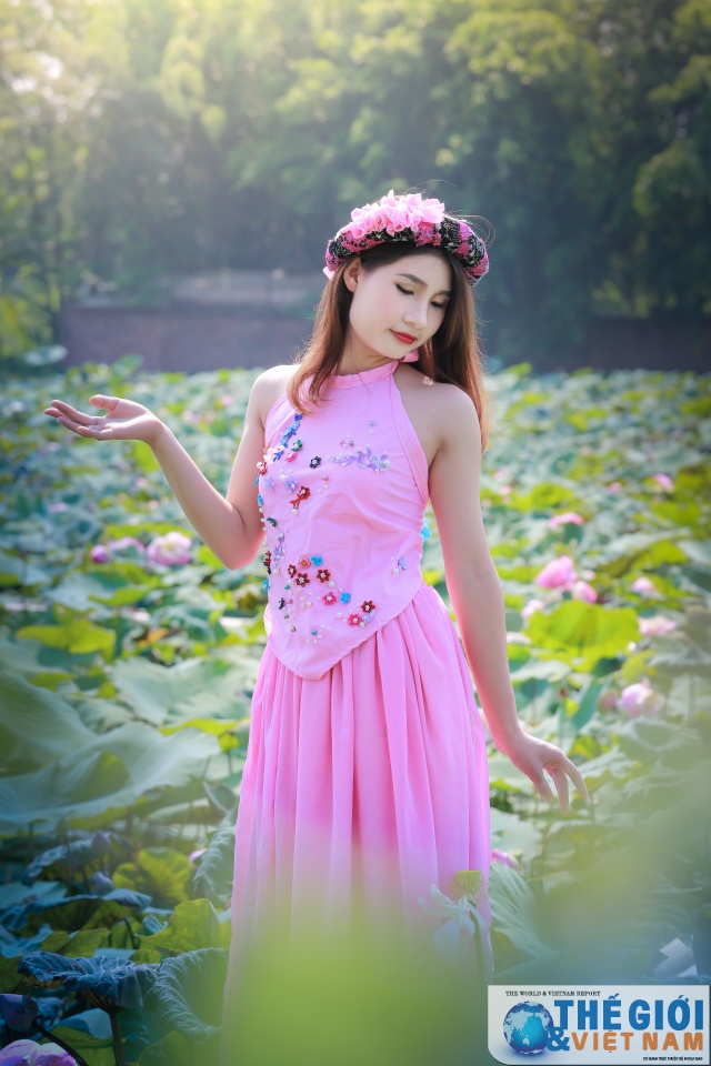 Có một Hà Nội rộn ràng mùa sen co mot ha noi ron rang mua sen