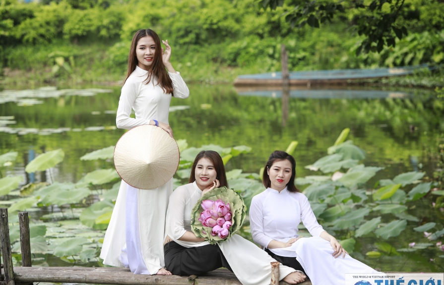 Hà Nội - náo nức mùa sen Tây Hồ