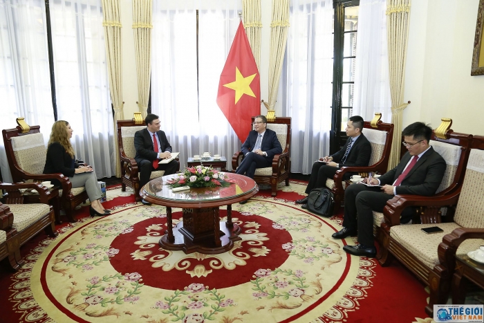 thu truong ngoai giao dang minh khoi tiep dai su tho nhi ky va dai su israel