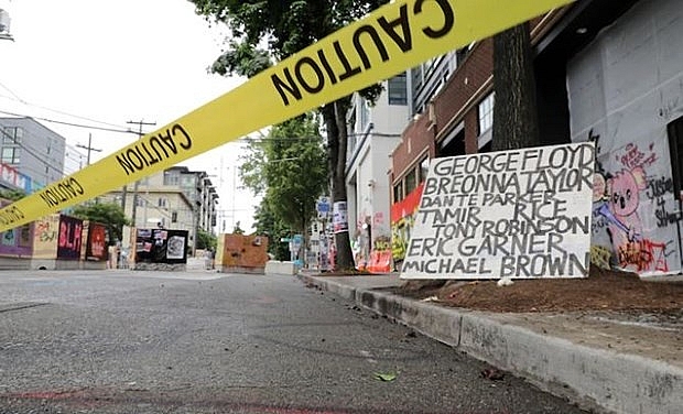 Biểu tình ở Mỹ: Nổ súng ở Seattle, 1 người thiệt mạng my no sung tai khu vuc bieu tinh o seattle 1 nguoi thiet mang