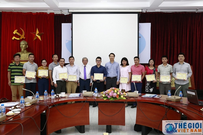 bo ngoai giao be giang khoa hoc boi duong ky nang bien phien dich