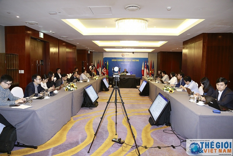 Hội nghị trực tuyến Các Quan chức Cao cấp ASEAN hoi nghi truc tuyen cac quan chuc cao cap asean